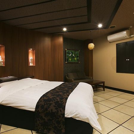 Hotel Atlantis Higashi Osaka (Adults Only) Екстериор снимка