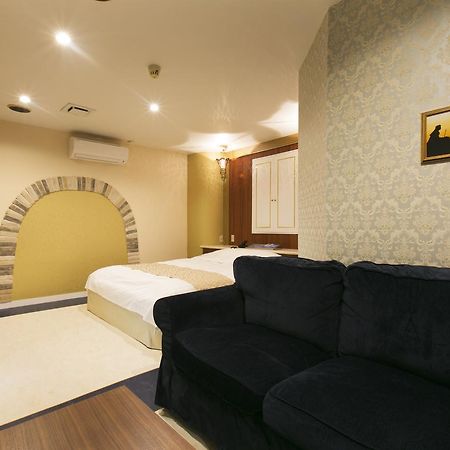 Hotel Atlantis Higashi Osaka (Adults Only) Екстериор снимка
