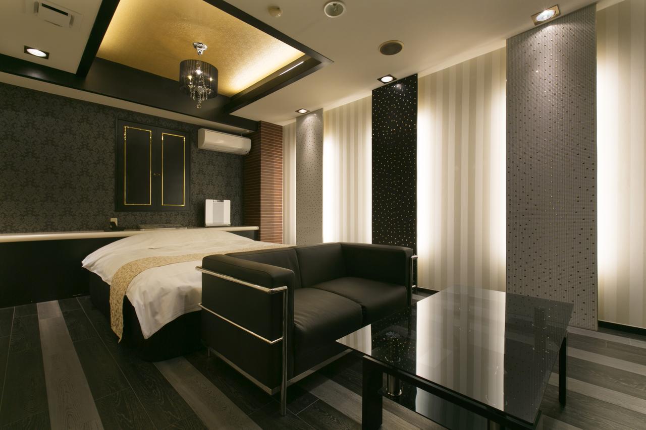 Hotel Atlantis Higashi Osaka (Adults Only) Екстериор снимка